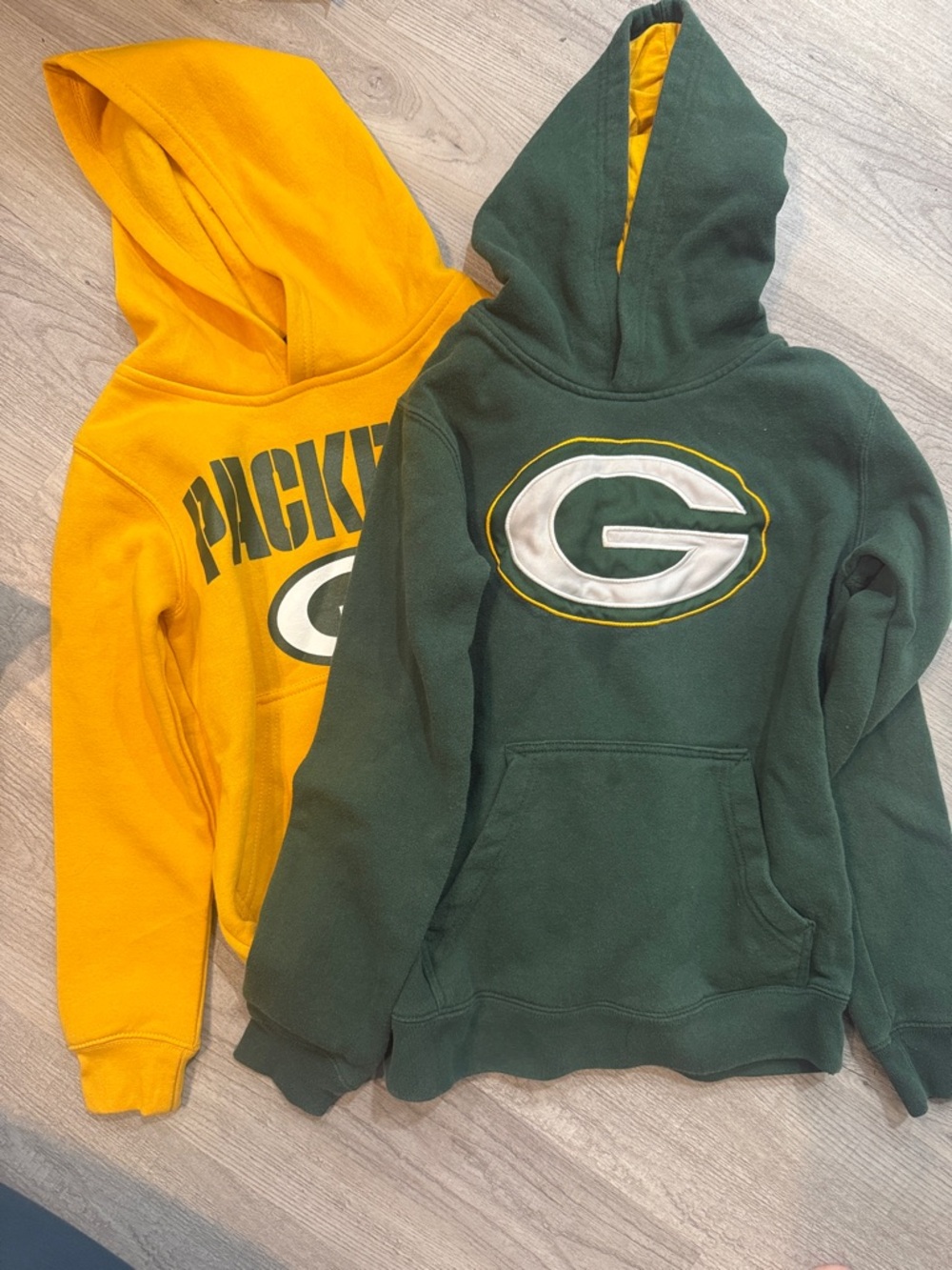 Green Bay Packer sweatshirt bundle